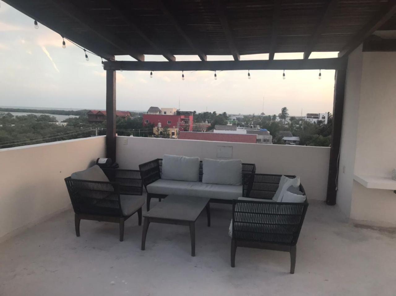 Hotel Luna Roja Holbox Exterior photo