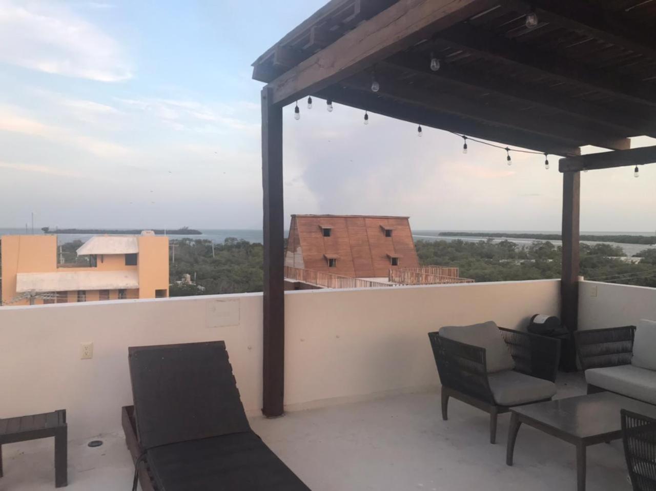 Hotel Luna Roja Holbox Exterior photo